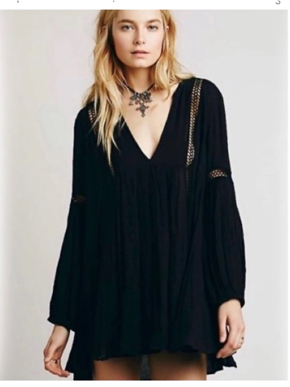 73. | Runaway Child | Black V-Neck Long Sleeve Boho Mini Dress | M